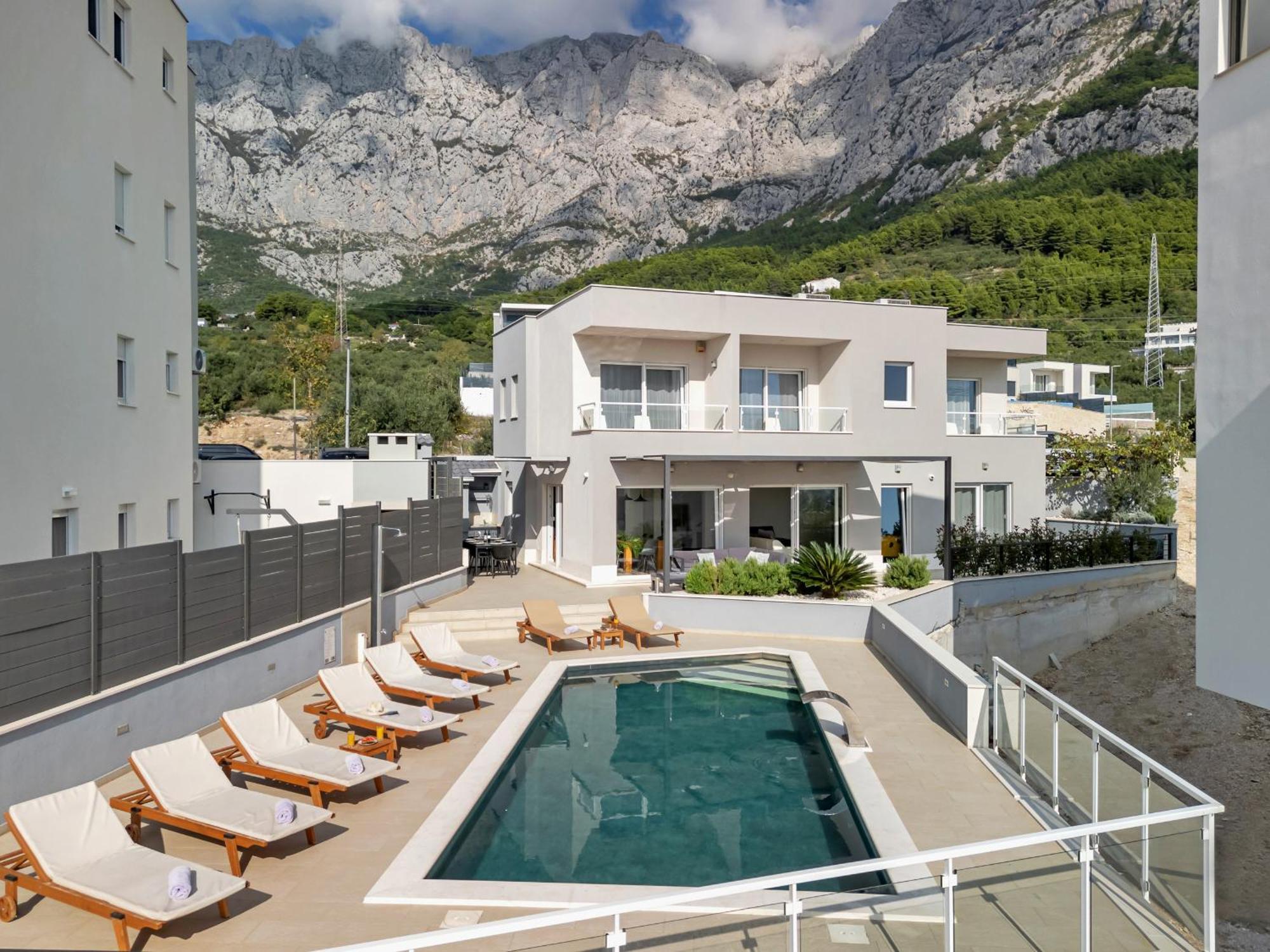 Minkini Willa Makarska